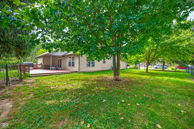 1545 Black Oak Court, Franklin, IN 46131