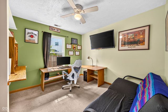 1545 Black Oak Court, Franklin, IN 46131