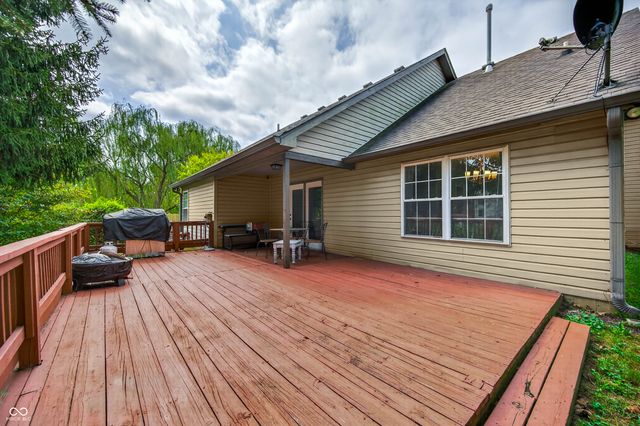 1545 Black Oak Court, Franklin, IN 46131