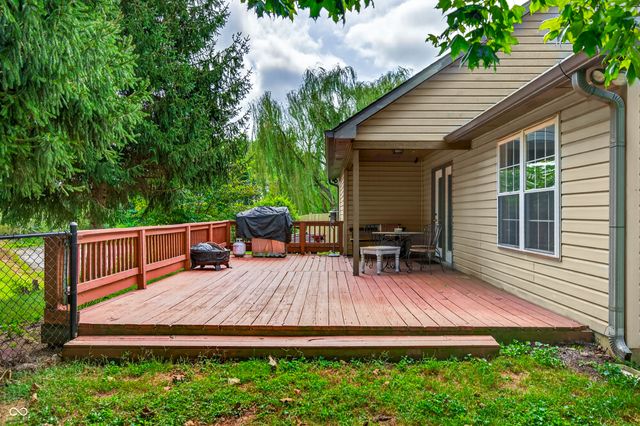 1545 Black Oak Court, Franklin, IN 46131
