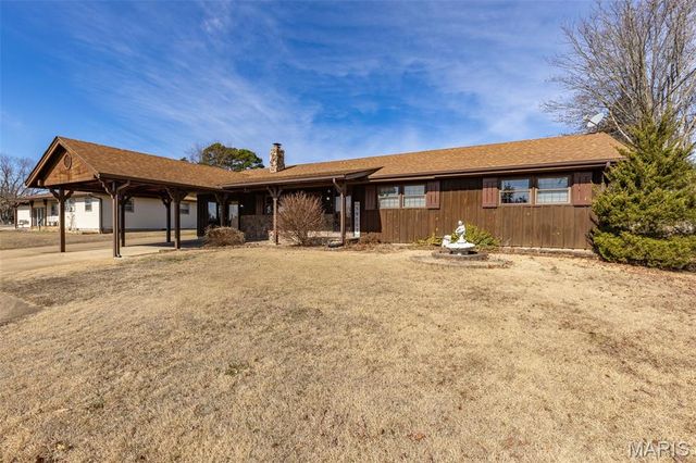 6229 State Highway 32, Farmington, MO 63640