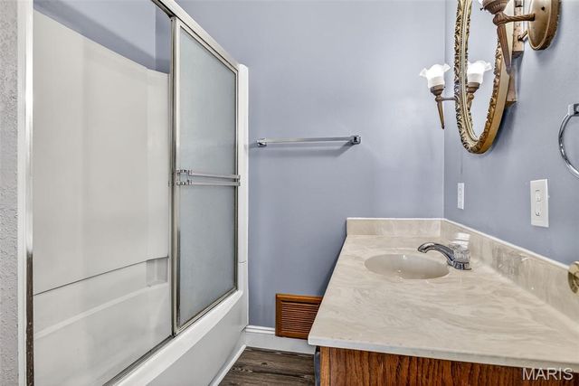 6229 State Highway 32, Farmington, MO 63640