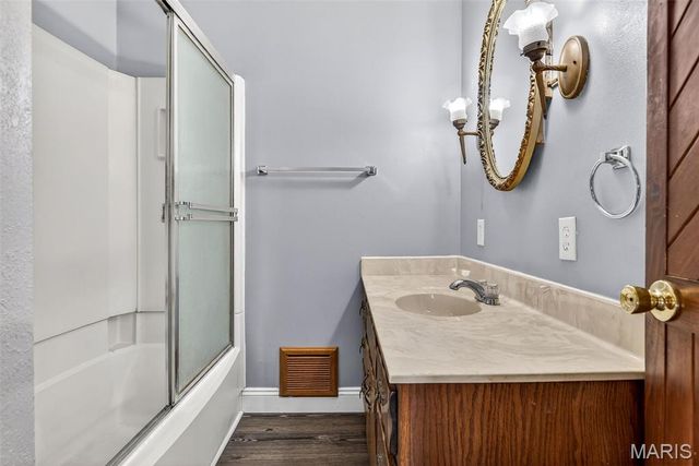 6229 State Highway 32, Farmington, MO 63640