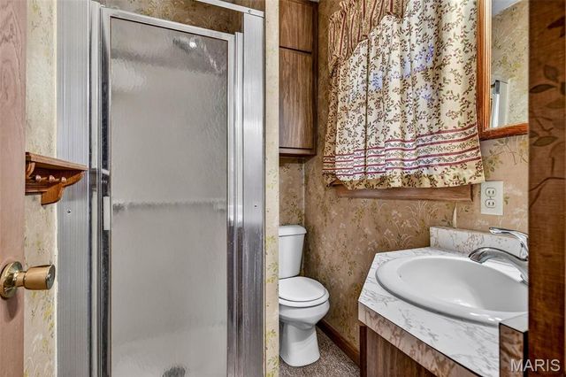 6229 State Highway 32, Farmington, MO 63640