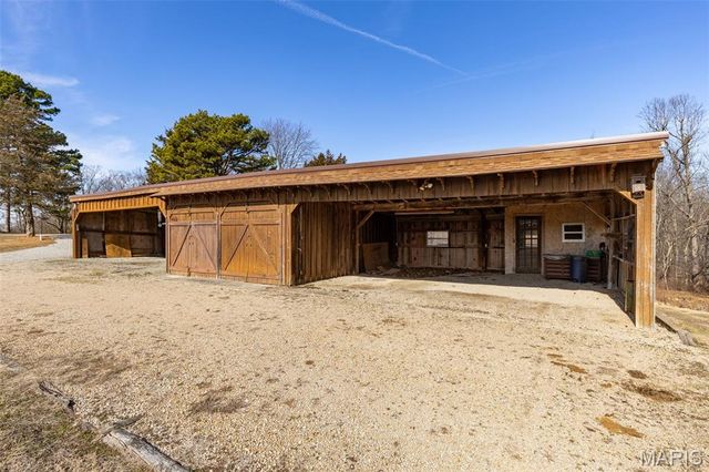 6229 State Highway 32, Farmington, MO 63640