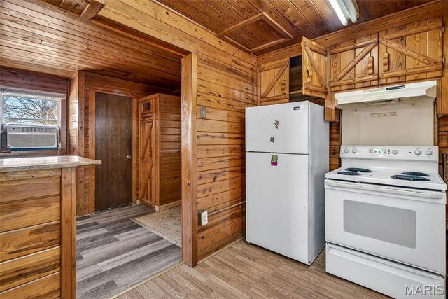 6229 State Highway 32, Farmington, MO 63640