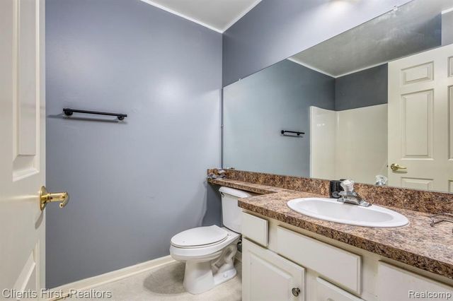 37911 Plymouth Road, Livonia, MI 48150