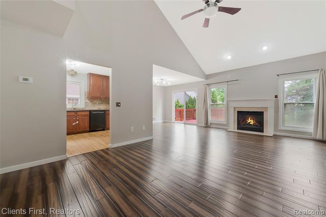 37911 Plymouth Road, Livonia, MI 48150