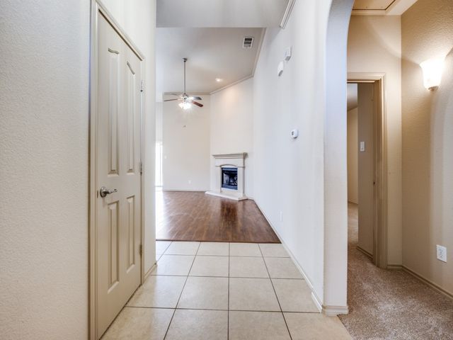 3229 Hornbeam Street, Denton, TX 76226