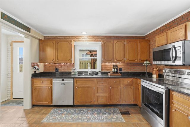 509 11th St, Oakmont, PA 15139