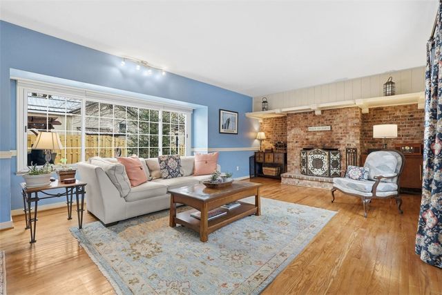 509 11th St, Oakmont, PA 15139