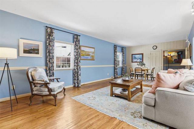 509 11th St, Oakmont, PA 15139