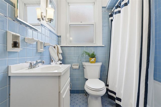 509 11th St, Oakmont, PA 15139