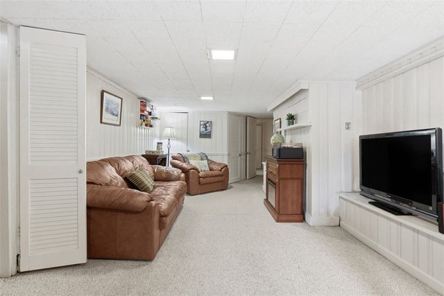 509 11th St, Oakmont, PA 15139