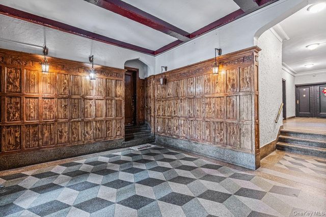 155-17 Sanford Ave E, Flushing, NY 11355