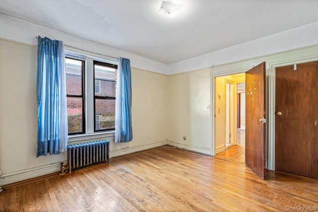 155-17 Sanford Ave E, Flushing, NY 11355