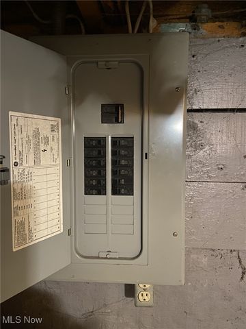 3052 W 47th Street, Cleveland, OH 44102