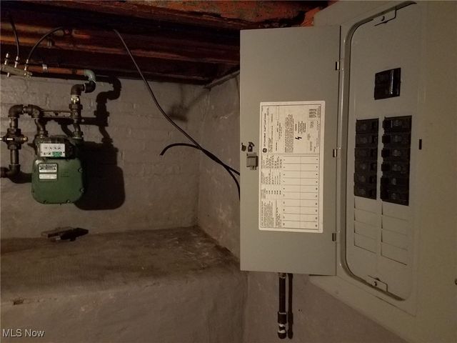 3052 W 47th Street, Cleveland, OH 44102