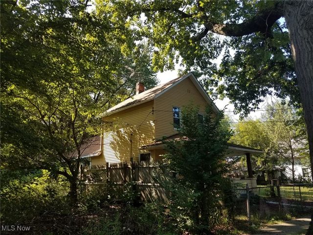 3052 W 47th Street, Cleveland, OH 44102