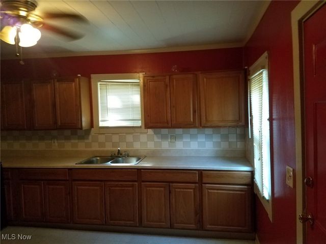 3052 W 47th Street, Cleveland, OH 44102