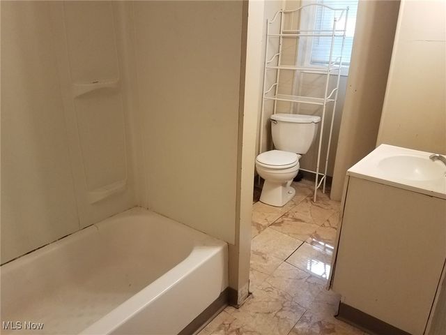 3052 W 47th Street, Cleveland, OH 44102