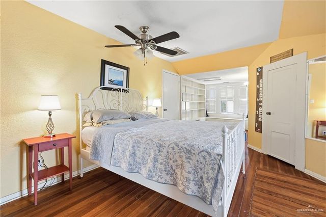 2002 N Mayberry Avenue, Mission, TX 78572