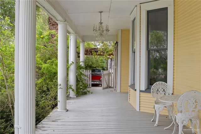 2002 N Mayberry Avenue, Mission, TX 78572