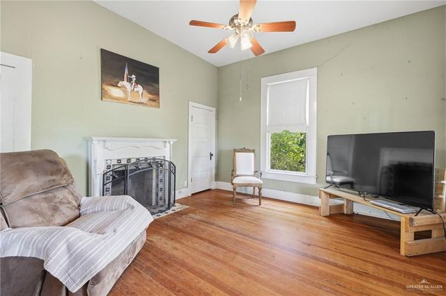 2002 N Mayberry Avenue, Mission, TX 78572