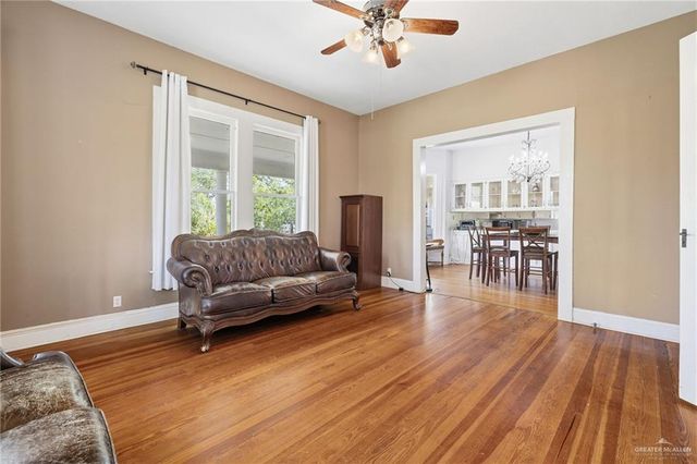 2002 N Mayberry Avenue, Mission, TX 78572