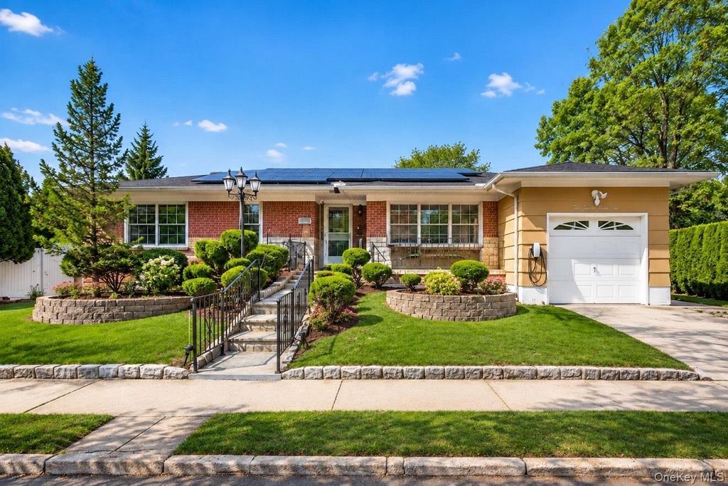 218-21 Stewart Road, Hollis Hills, NY 11427 — exterior