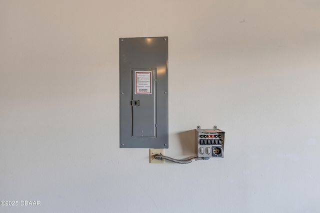 206 Venetian Palms Boulevard, New Smyrna Beach, FL 32168