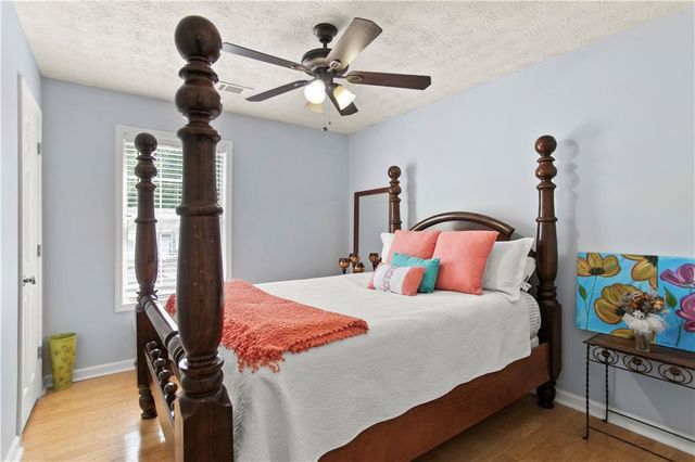 1125 Kennesaw Springs Drive NW, Kennesaw, GA 30144