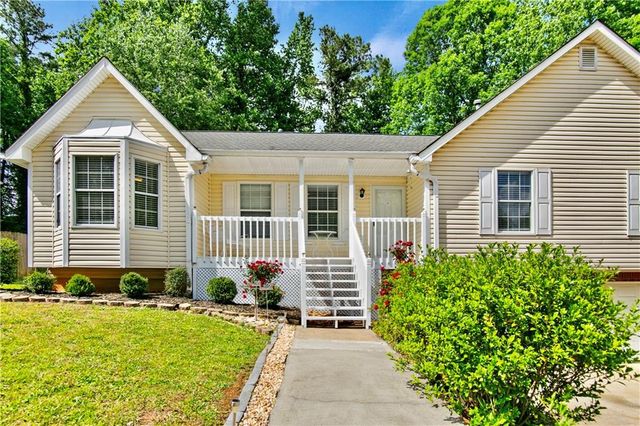 1125 Kennesaw Springs Drive NW, Kennesaw, GA 30144