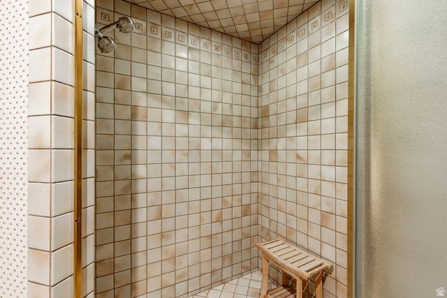 849 N JUNIPERPOINT DR, Salt Lake City, UT 84103