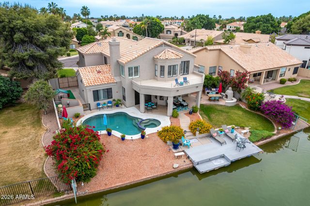 1826 E LAKECREST Drive, Gilbert, AZ 85234