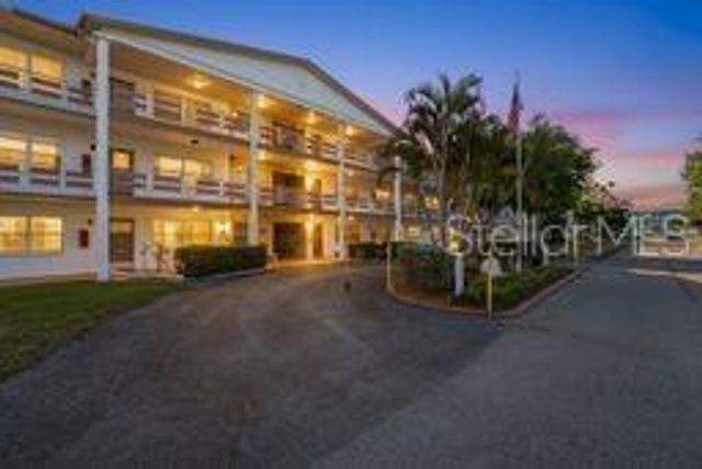 6015 19TH STREET N 109, St Petersburg, FL 33714