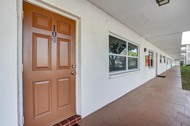 6015 19TH STREET N 109, St Petersburg, FL 33714