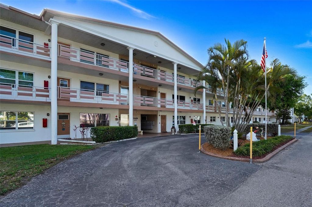 6015 19TH STREET N 109, St Petersburg, FL 33714