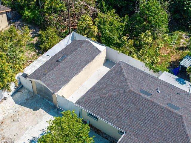 5278 Floridan AVE, Naples, FL 34113