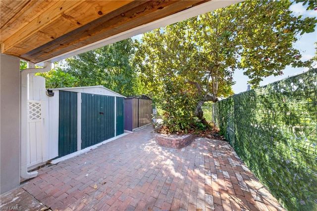 5278 Floridan AVE, Naples, FL 34113