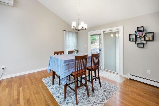 10 Hillside Road, Kingston, NH 03848