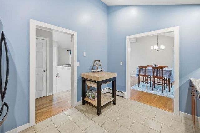 10 Hillside Road, Kingston, NH 03848