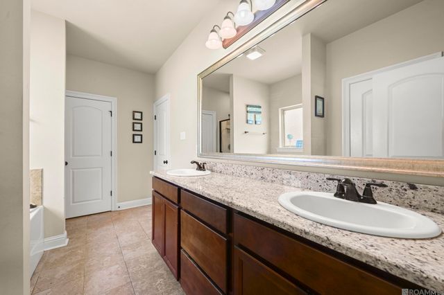 23369 Mango Dr, Denham Springs, LA 70726