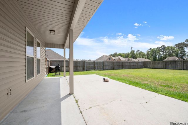 23369 Mango Dr, Denham Springs, LA 70726