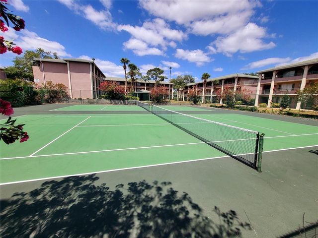 133 OYSTER BAY CIRCLE 370, Altamonte Springs, FL 32701
