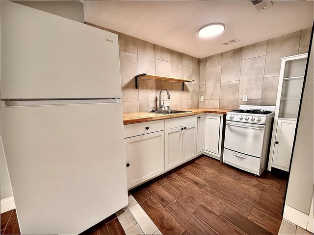 133 OYSTER BAY CIRCLE 370, Altamonte Springs, FL 32701