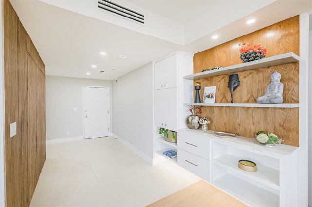 5100 San Felipe Street 363, Houston, TX 77056