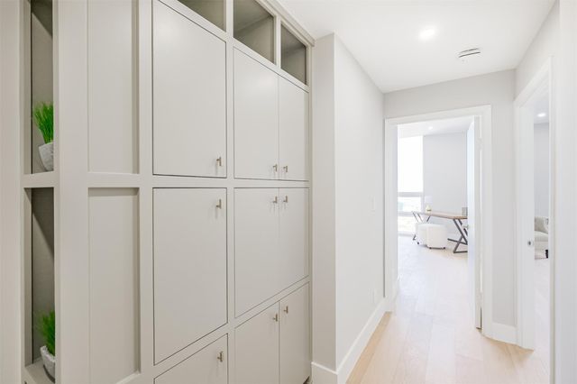 5100 San Felipe Street 363, Houston, TX 77056