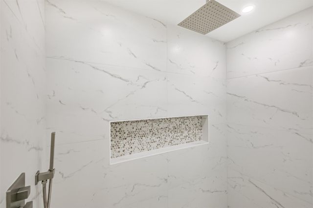 5100 San Felipe Street 363, Houston, TX 77056