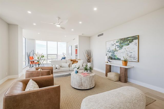 5100 San Felipe Street 363, Houston, TX 77056